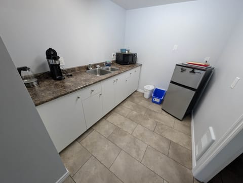 Kitchenette in Sitka Suite #5 | Serviced Apartment