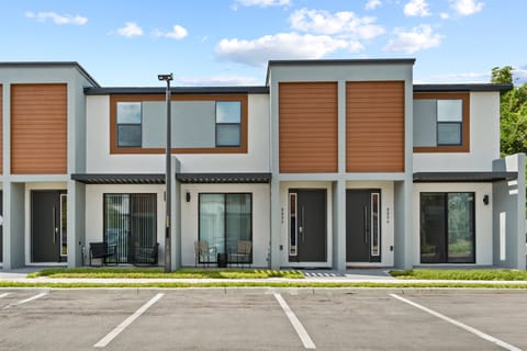 8802PositivityNextayHomes-1