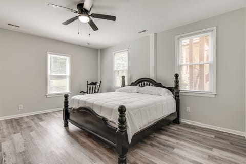 House (2 Bedrooms) | Interior
