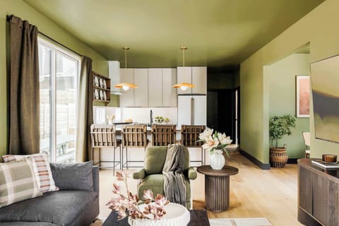 HOUSE A: Living room