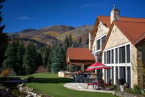 Step outside to our stunning patio with sweeping mountain views. It's the perfect spot for a morning coffee or an evening under the stars.