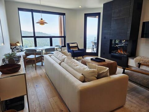 Furniture, Indoors, Living Room, Home Decor, Table
