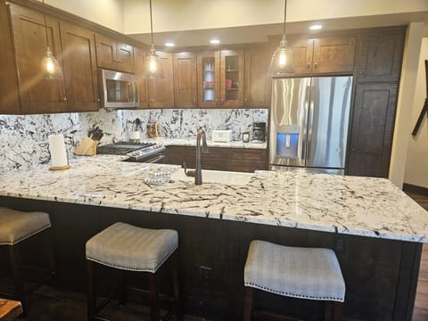 Indoors, Kitchen, Granite, Appliance, Refrigerator