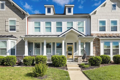 Ocean View Vacation Rental | 3BR | 2.5BA | 2,225 Sq Ft | Stairs Required