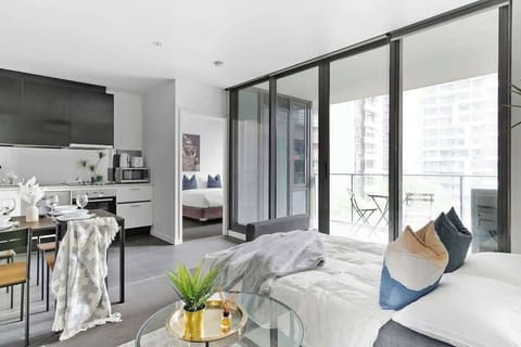 Apartment (2 Bedrooms) | Front of property