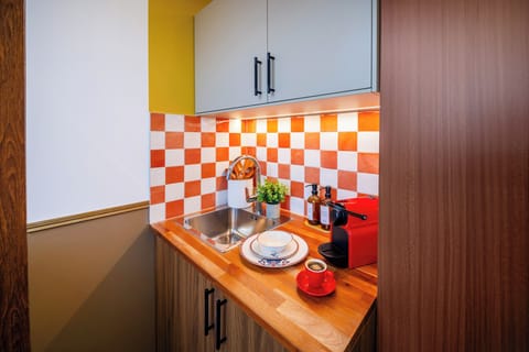 Superior Double Room | Private kitchen