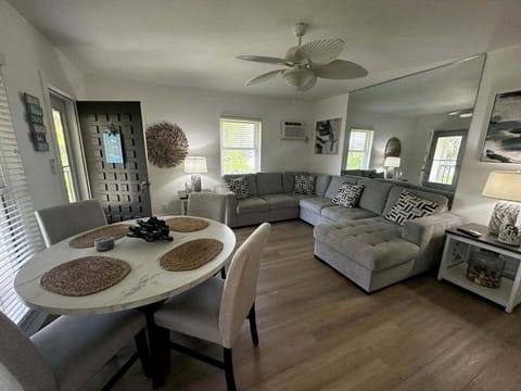 Dining & Living Room Area