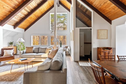 Inside: This is what 'room to breathe' looks like. Literally