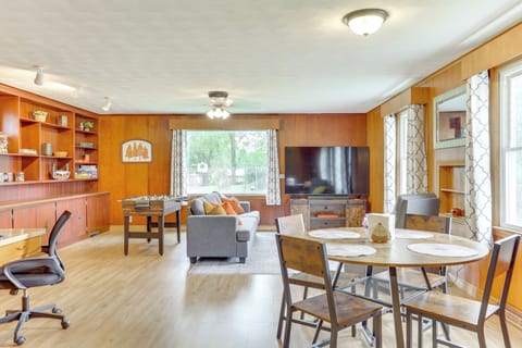 House (2 Bedrooms) | Interior