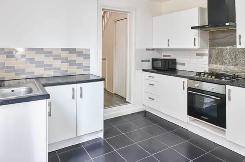 Bishop House, Liverpool - Host & Stay