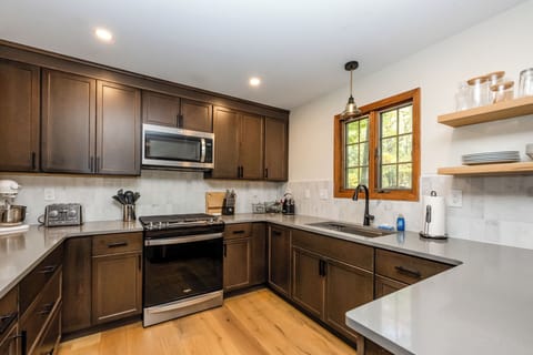 Fully Stocked Kitchen