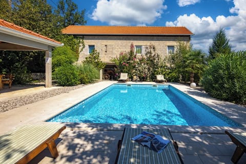 Private Pool