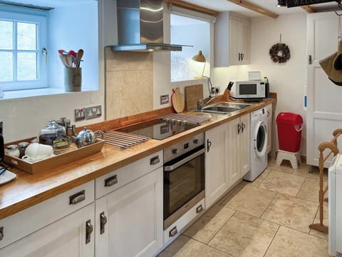 Kitchen | Lock Heather Cottage, Healaugh, near Reeth