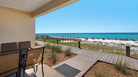 Crystal Sands 111B - Covered Patio
