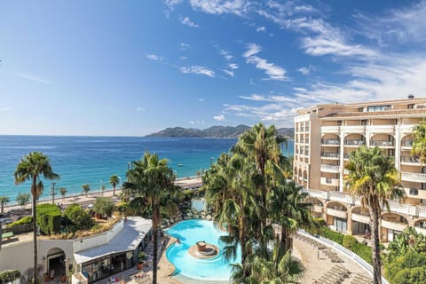 Apartment | Pool | Outdoor pool