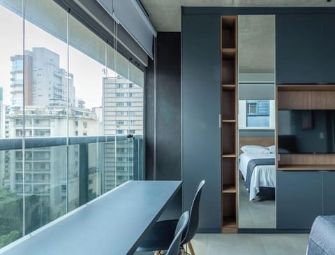 Comfort Studio, City View | Blackout drapes, iron/ironing board, free WiFi