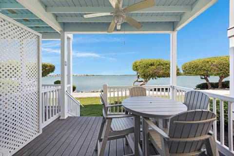 Back deck dining overlooking ocean