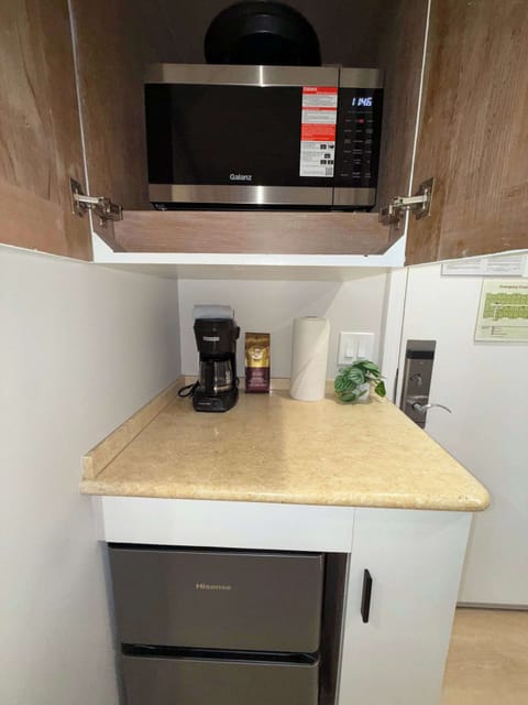 Mini Fridge, Microwave with Air-fry