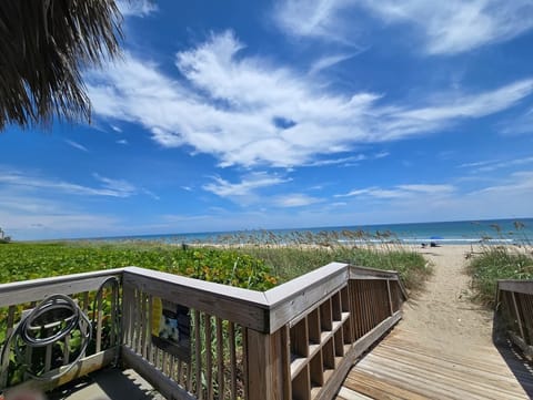 Private walkway to Ocean 