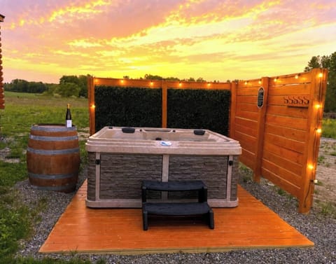 Private Hot tub