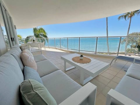 Uninterrupted Ocean Views