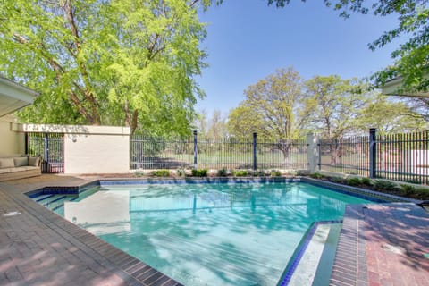 Norman Vacation Rental | 3BR | 5.5BA | 5,300 Sq Ft | 1 Step to Enter