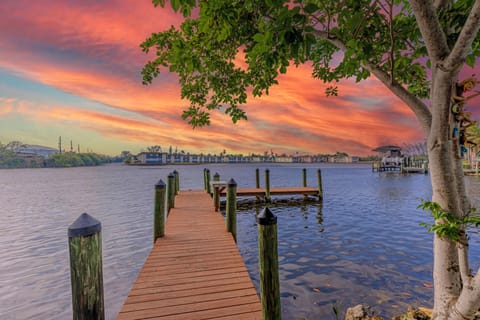 Private Dock with sunsets included