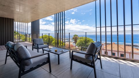 Panoramic 180º ocean and city views from the huge balcony of Oceanalis by Lovelystay – luxury living with breathtaking scenery #oceanalis #funchal #savoymonumentalis