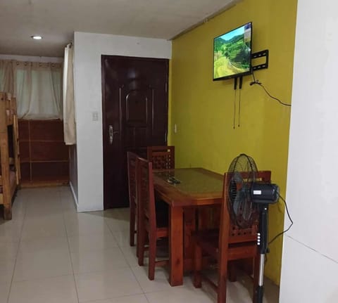 Living Area/Dining Area
