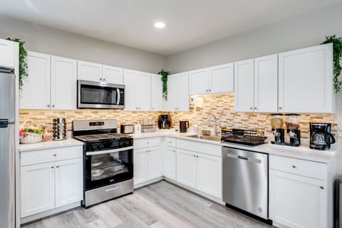 Kitchen | 1st Floor | Cooking Basics | Drip Coffee Maker | Blender | Toaster