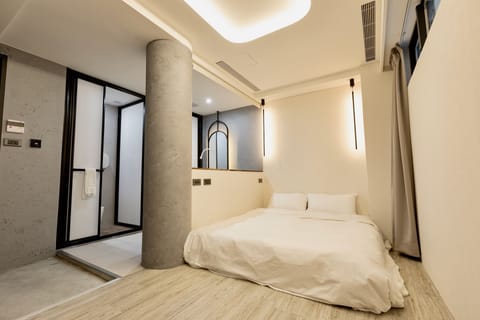 Comfort Double Room, City View | WiFi (free)
