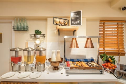 Daily buffet breakfast for a fee