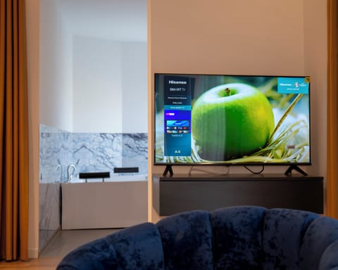 Deluxe Suite, Balcony, Mountain View | Egyptian cotton sheets, premium bedding, down comforters, in-room safe