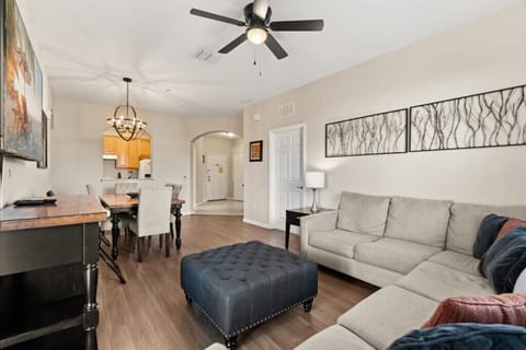 4814 Cayview Ave Unit 405 (2).jpg