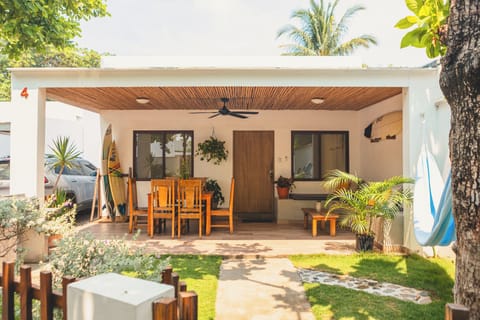 Private terrace with BBQ, Hamock and private parking for 2 cars