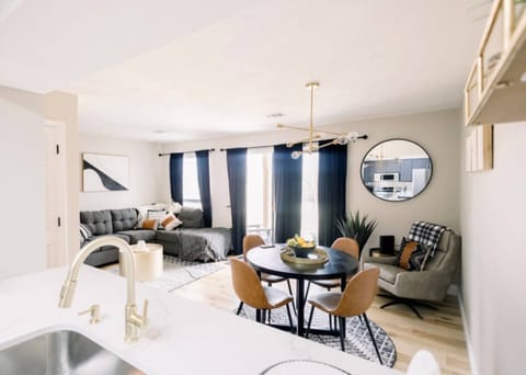 Condo, 1 King Bed with Sofa bed, Patio, Golf View (Suite Dreams) | Living area | 42-inch flat-screen TV with digital channels