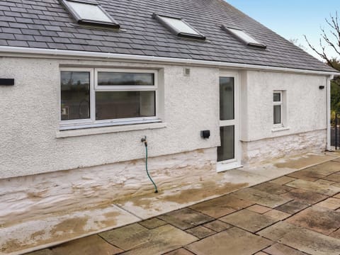 Exterior | Rhoshill, Llanfyrnach