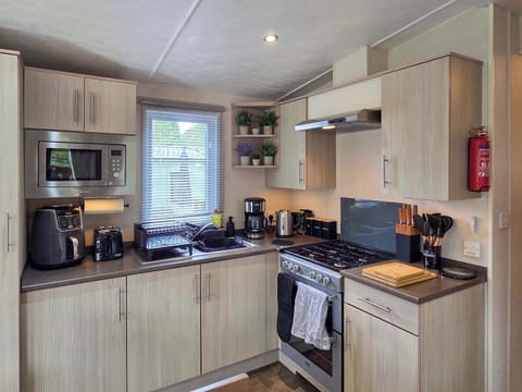 Kitchen | 1 Sunview Garden, Birnam