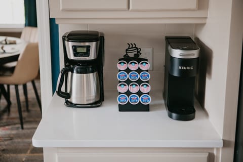 This coffee station is your official invitation to take it easy and sip on some perfection.