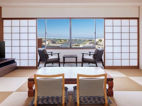 Japanese-style Room, Non Smoking | In-room safe, free WiFi