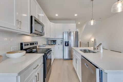 Irish Goodbye-Kitchen