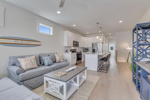 Irish Goodbye-Main Living Area