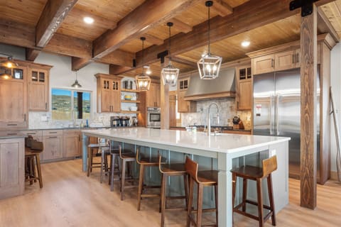Ranch-House_Kitchen_1