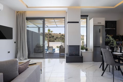 House, Smoking | 2 bedrooms
