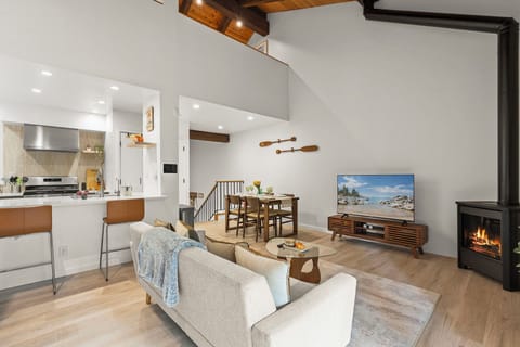 Living Room - Alpine Loft at The Villas