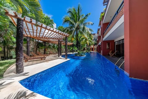 Escape the heat and cool off in our pristine swimming pool