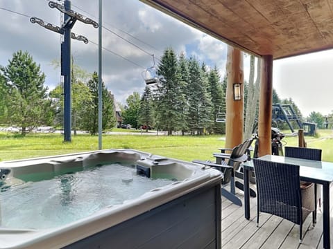 House (3 Bedrooms) | Property amenity