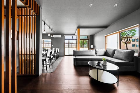 Apartment | Living room