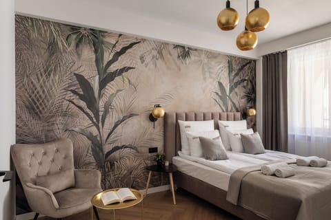 Design Apartment | Hypo-allergenic bedding, individually decorated, individually furnished