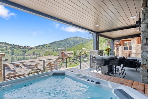 Condo, 3 Bedrooms | Outdoor dining